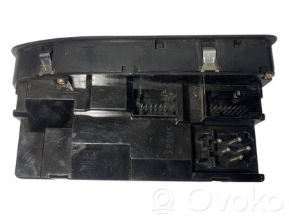 Power window switch