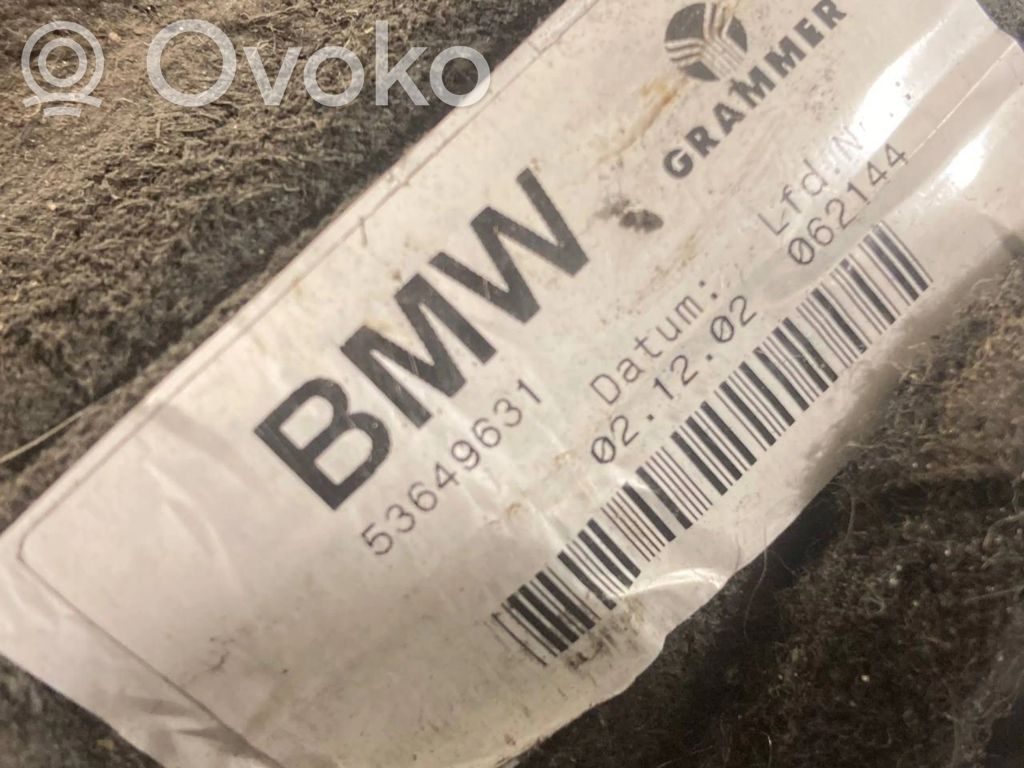 Aizmugurējā sēdekļa roku balsts