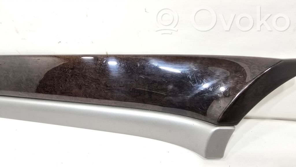 Decorative trim strip on the front