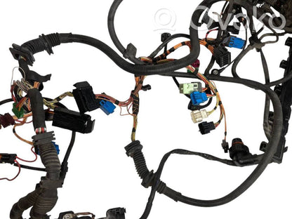 Dzinēja vadu instalācija