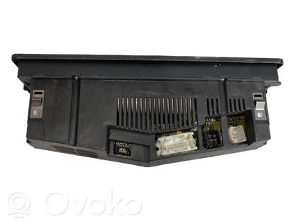 Air conditioning / climate control / interior heating control unit (in the passenger compartment)