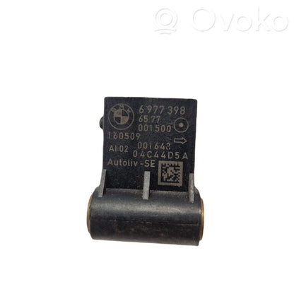 Airbag impact sensor