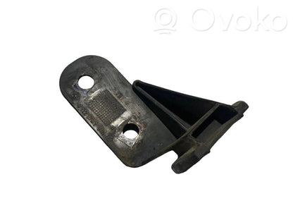 Держатель переднего бампера