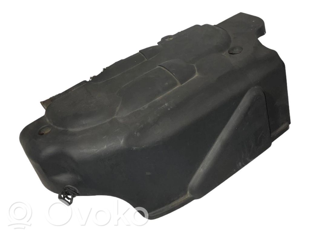 Крышка двигателя (декоративная отделка)