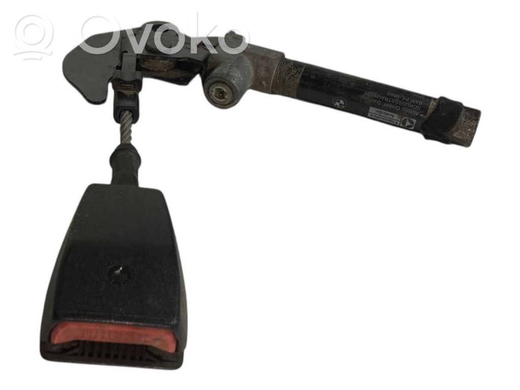 Priekšējās jostas sprādze