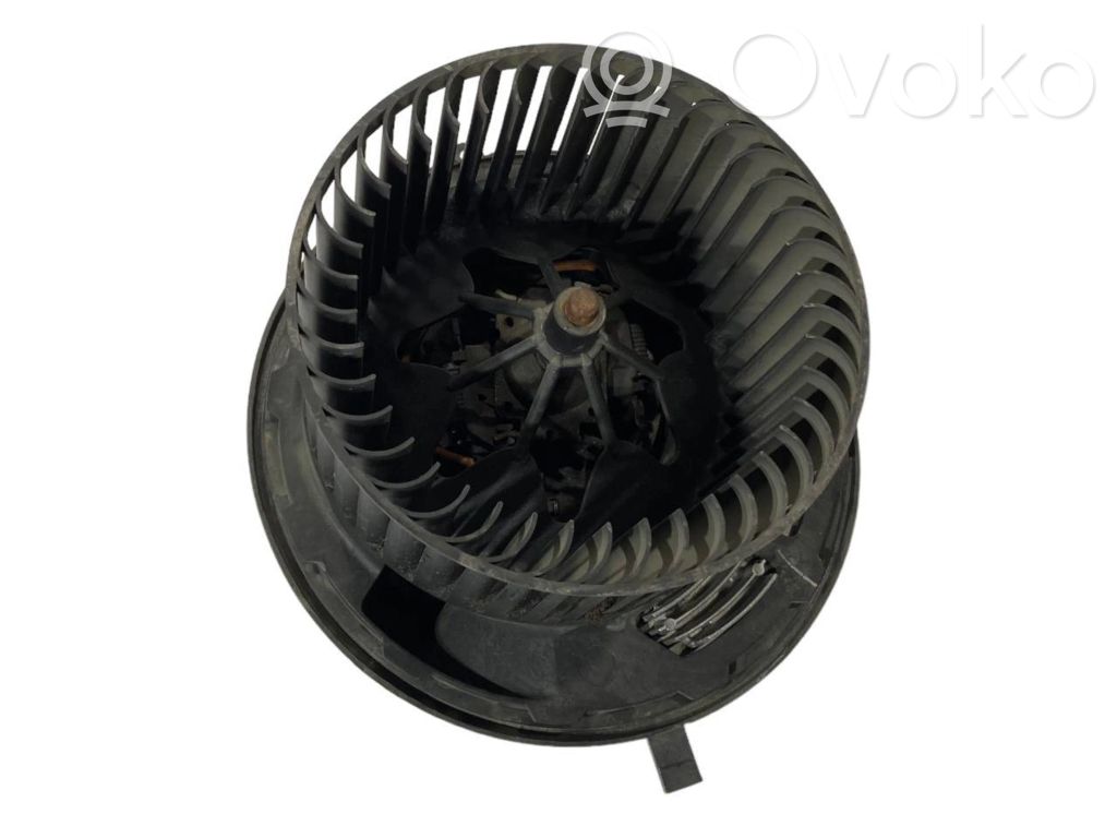 Mazā radiatora ventilators