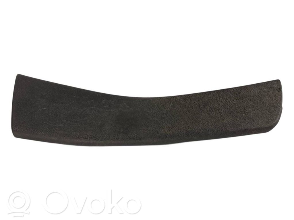 Aizmugurējā sliekšņa dekoratīvā apdare (iekšējā)