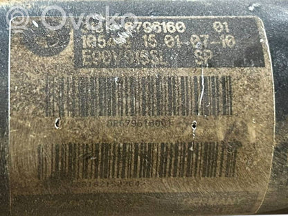 Priekšpusē amortizators ar atsperi