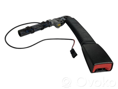 Priekšējās jostas sprādze