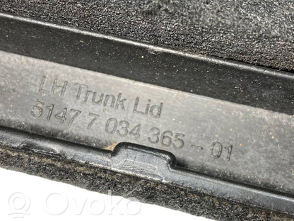 Side decorative trim panel