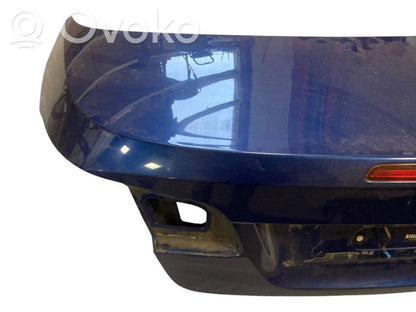 Aizmugurējais pārsegs (bagāžnieks)