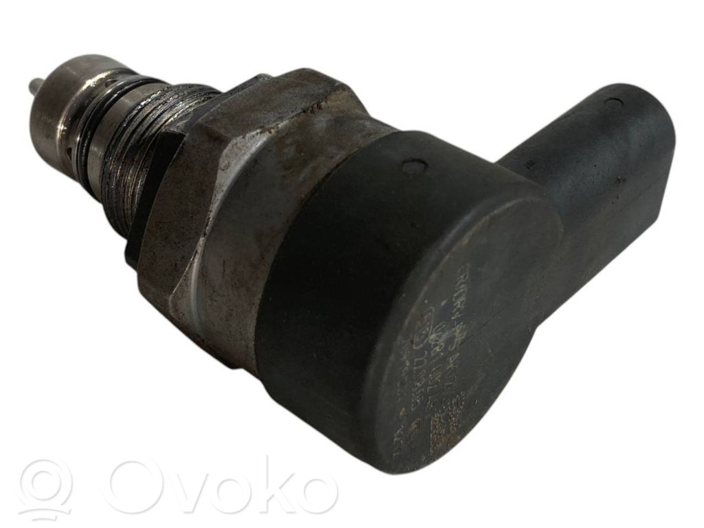 Fuel pressure regulator