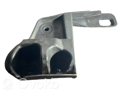 Priekšpusē bampera turētājs