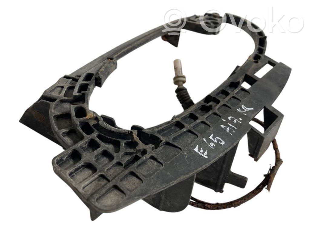 Holder/bracket for external opening handle at the back