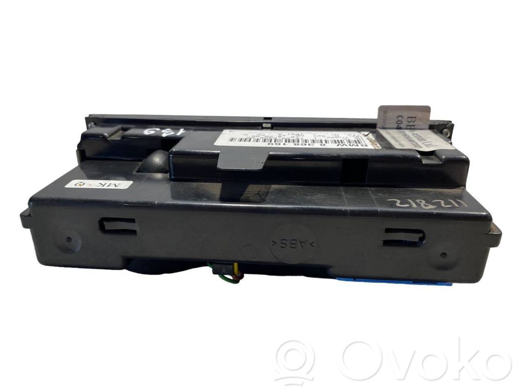 Блок управления кондиционером/климат-контролем/отоплением салона (в салоне)