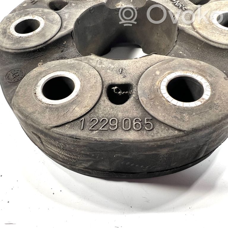 Kardāna savienojums no gumijas