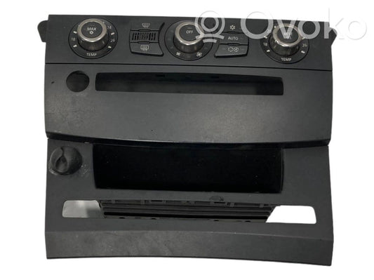 Gaisa kondicioniera / klimata kontroles / salona apsildes vadības bloks (salonā)