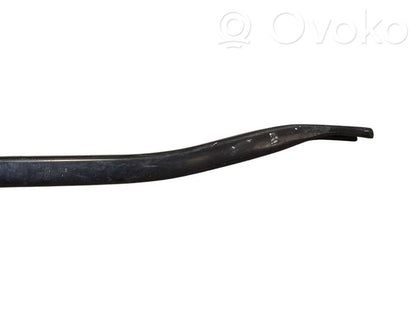 Cita veida dzinēja nodalījuma detaļa