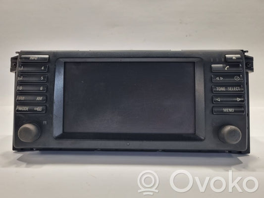 Radio / CD/DVD atskaņotājs / navigācija