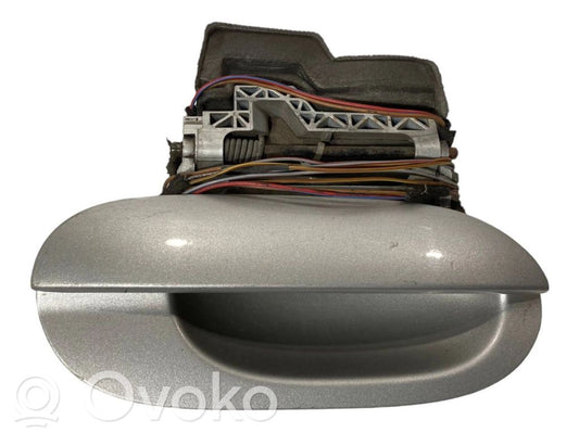 External opening handle