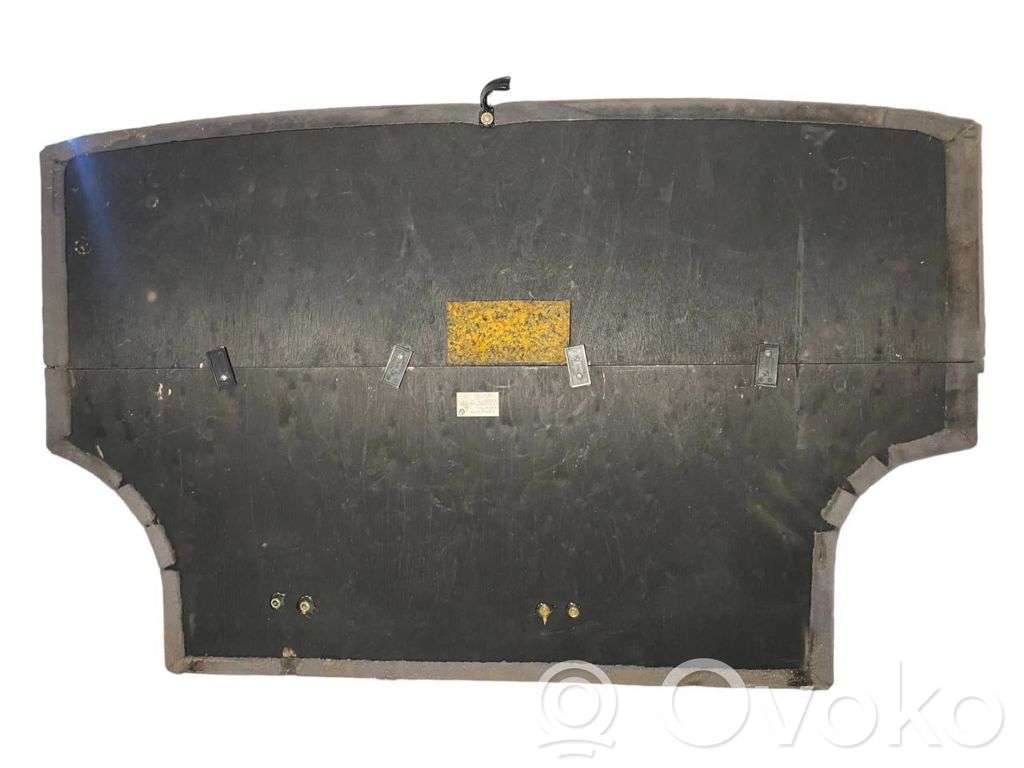 Trunk floor