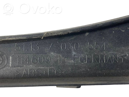 Priekšējā luktura dekoratīvā apdare