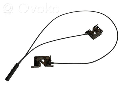 Замок капота двигателя