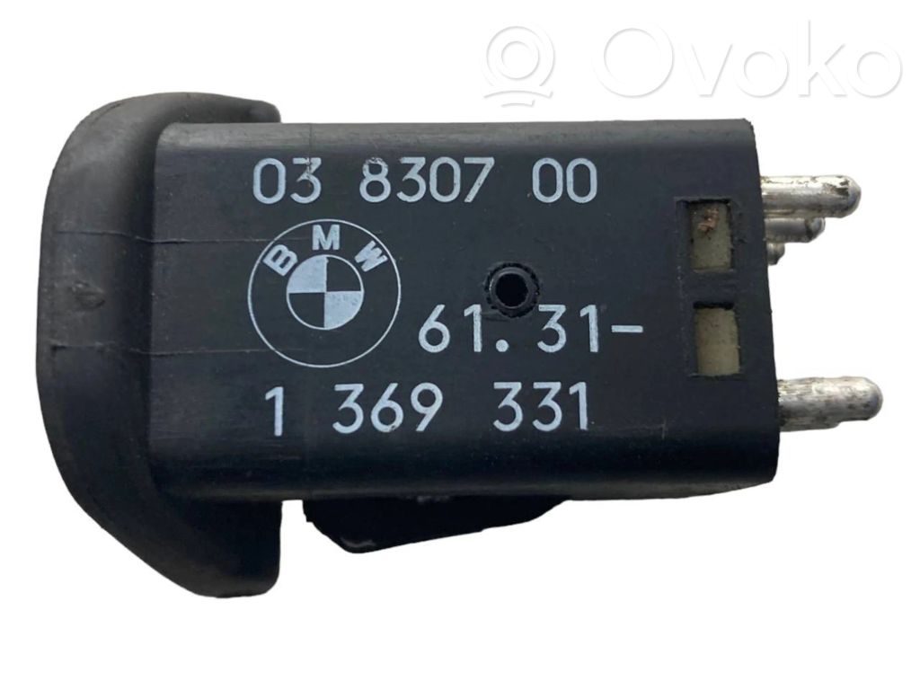 Side mirror switch