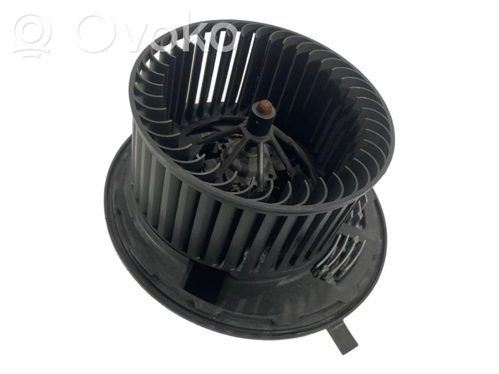 Mazā radiatora ventilators