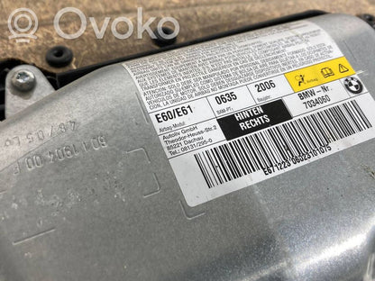 Apšuvums aizmugurējām durvīm