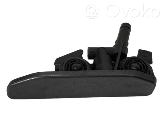 Lukturu mazgātāja sprausla (-as)