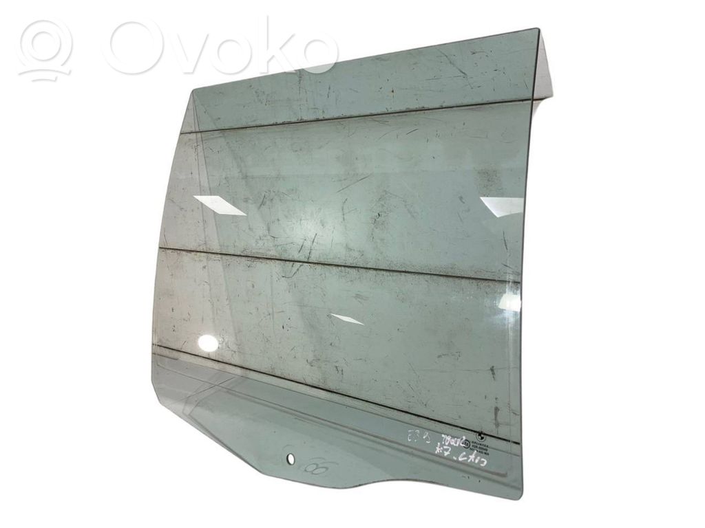 aizmugurējo durvju stikls