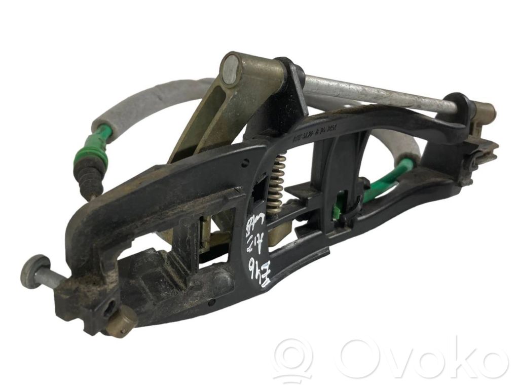 Aizmugurē turētājs / kronšteins ārējam atvēršanas rokturim