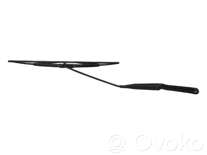 Windshield wiper arm