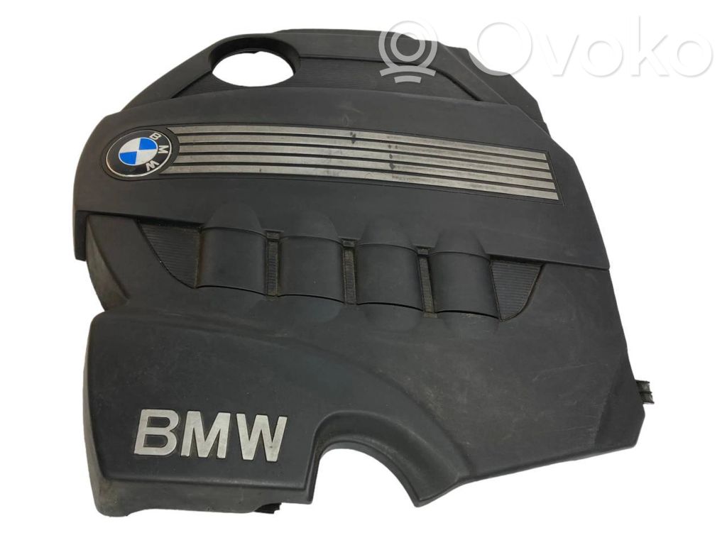 Крышка двигателя (декоративная отделка)