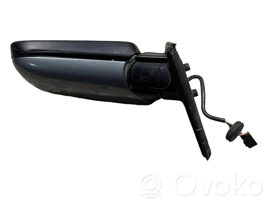 Зеркало (с электрическим управлением)