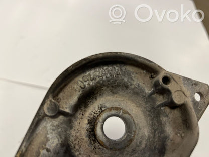 Крепление заднего редуктора