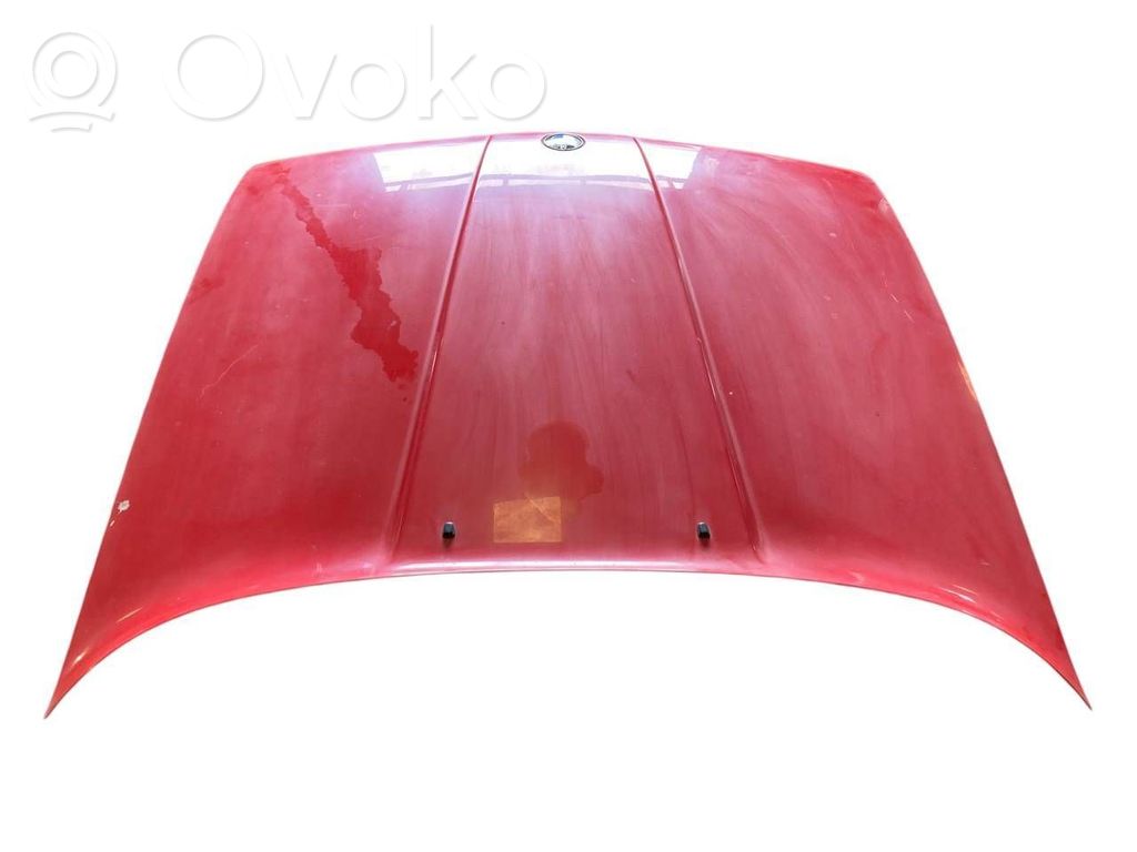 Dzinēja pārsegs (vāks)