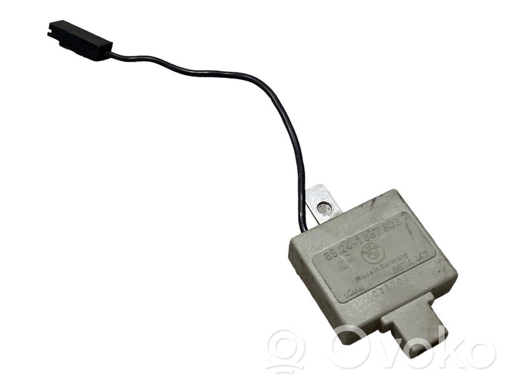 Antenas vadības bloks