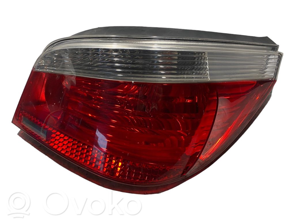 Taillight in the body