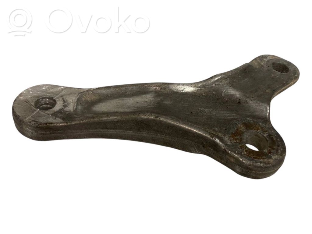 Stabilizatora stiprinājums (priekšā)