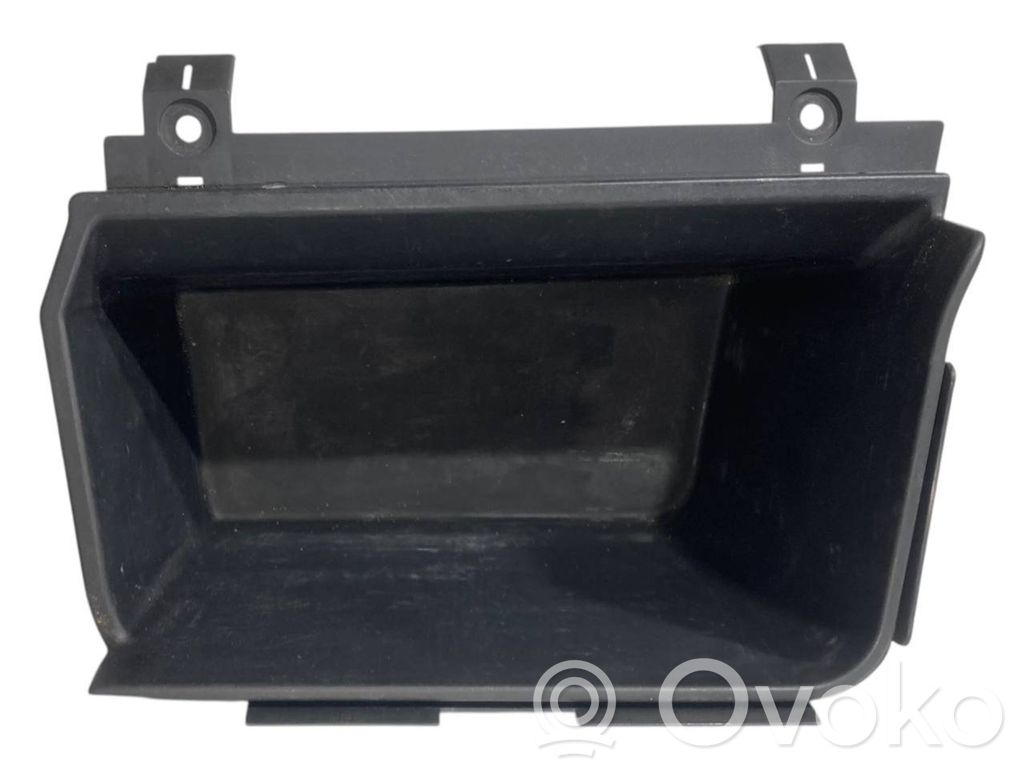 Trunk storage compartment