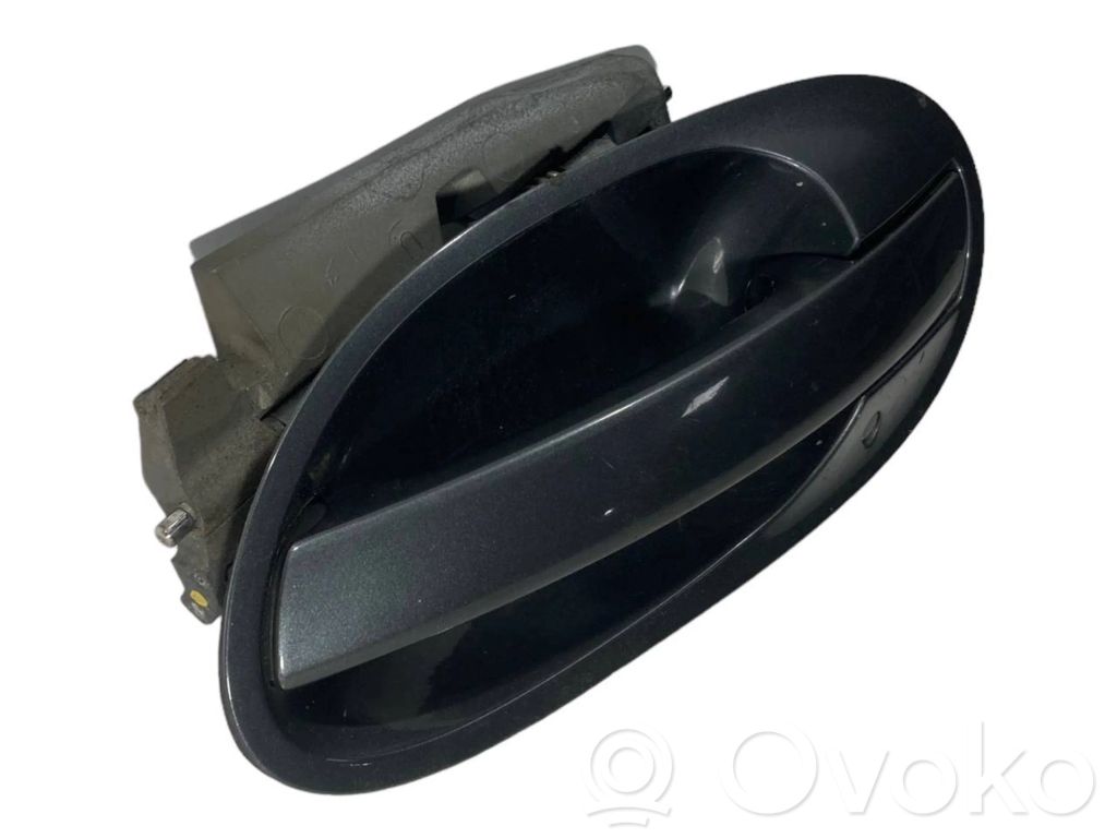 External opening handle