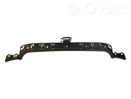 Rear bumper mounting bracket