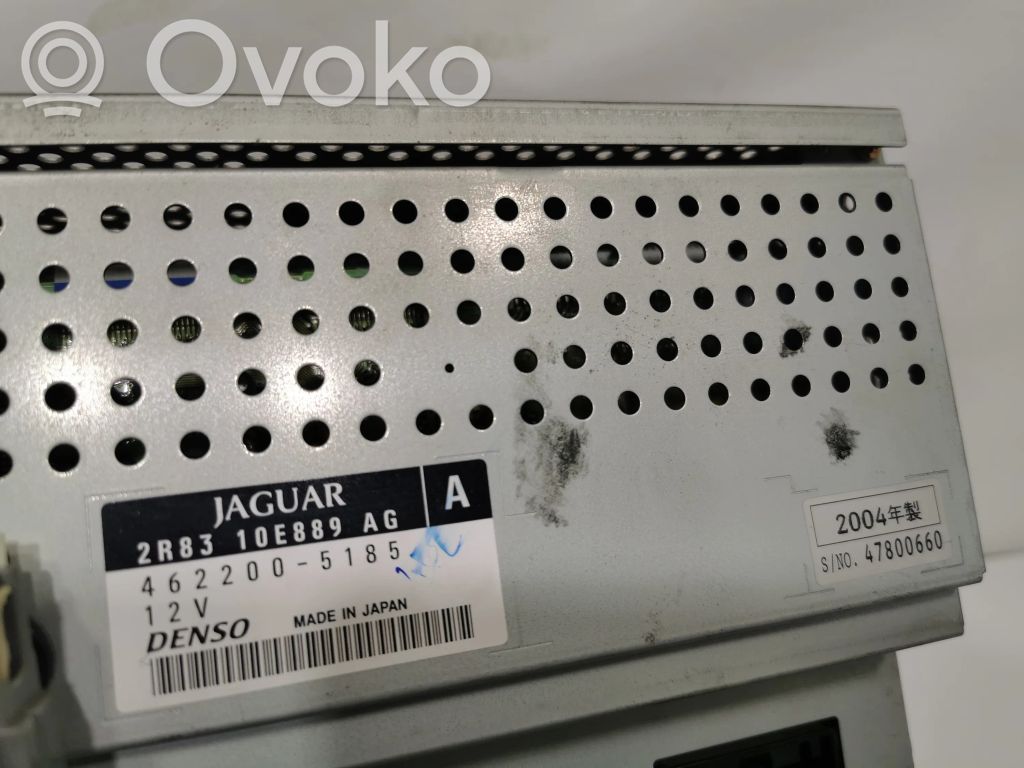 Radio / CD/DVD atskaņotājs / navigācija