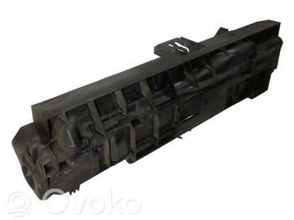 Radiator(s) holder/bracket