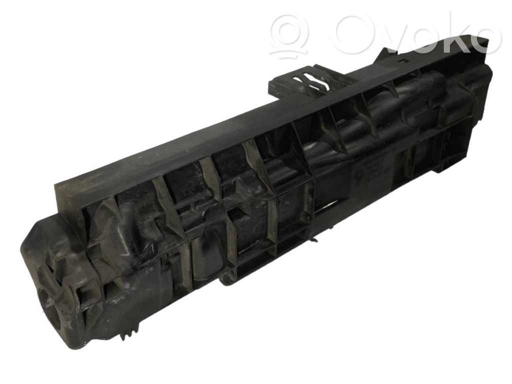 Держатель/кронштейн радиатора(ов)