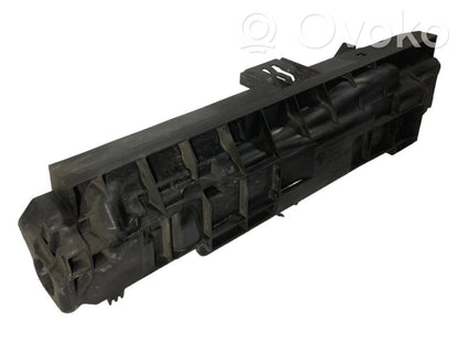 Radiatora (-u) turētājs / kronšteins