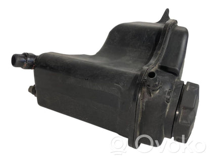 Dzesēšanas šķidruma izplešanās tvertne