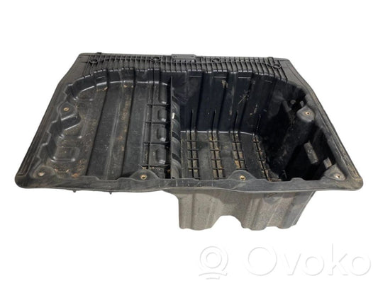Trunk storage compartment